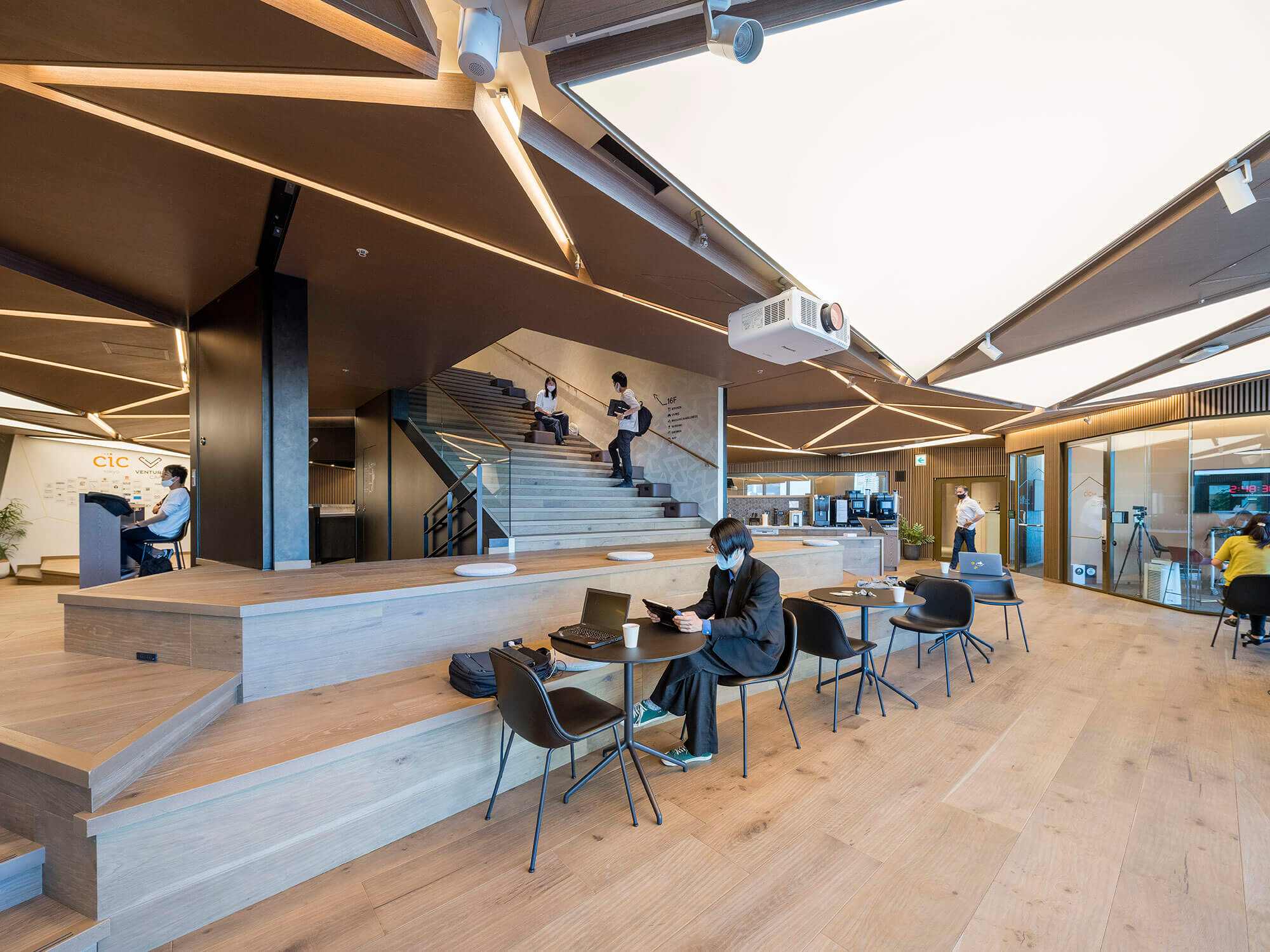 Venture-Cafe